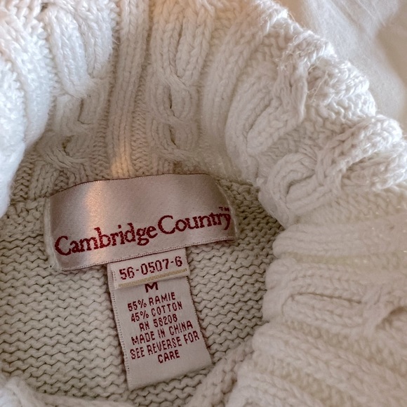 Riding Turtleneck Sweater - Picture 4 of 5